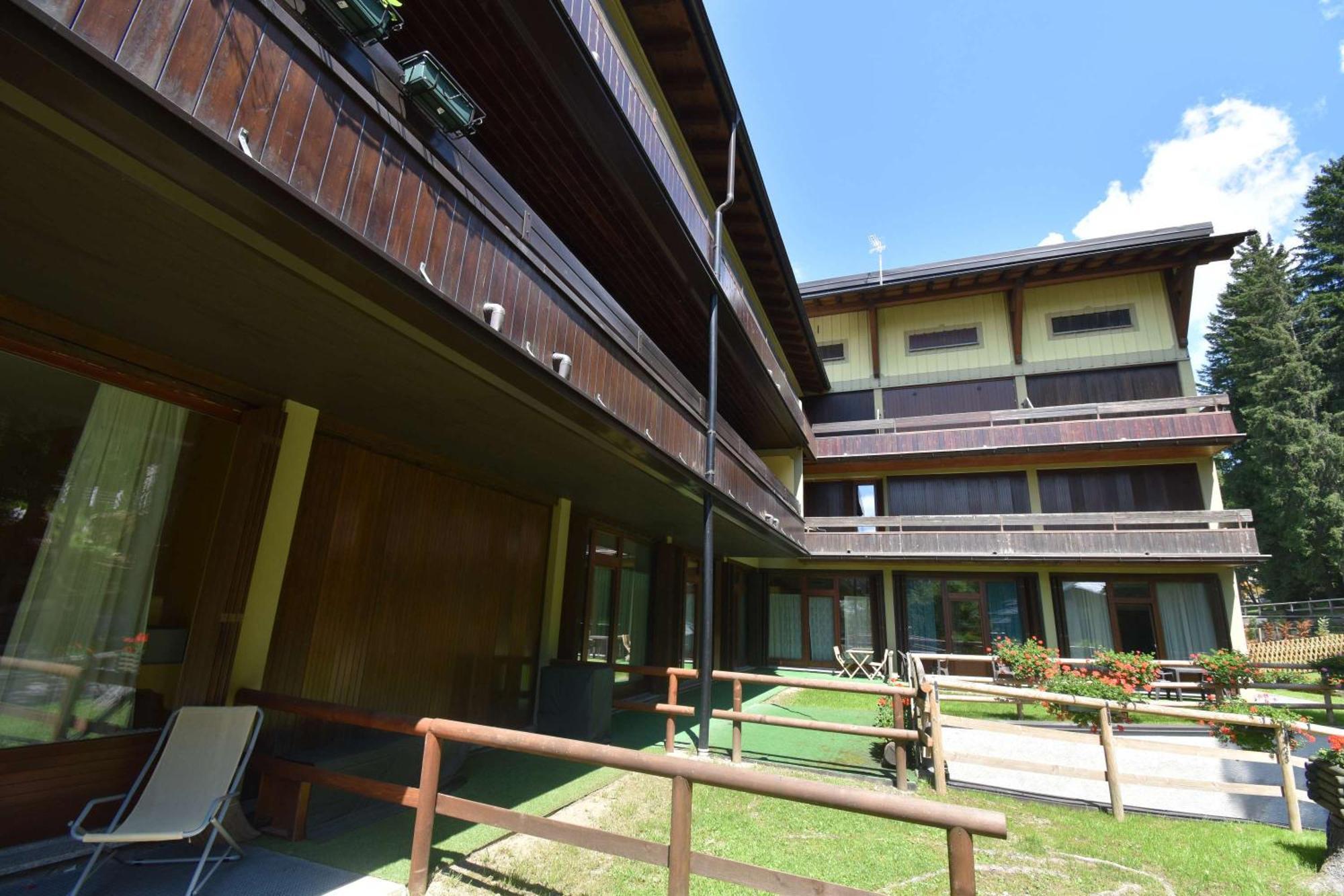 Residenza Silvana Madonna Exterior foto